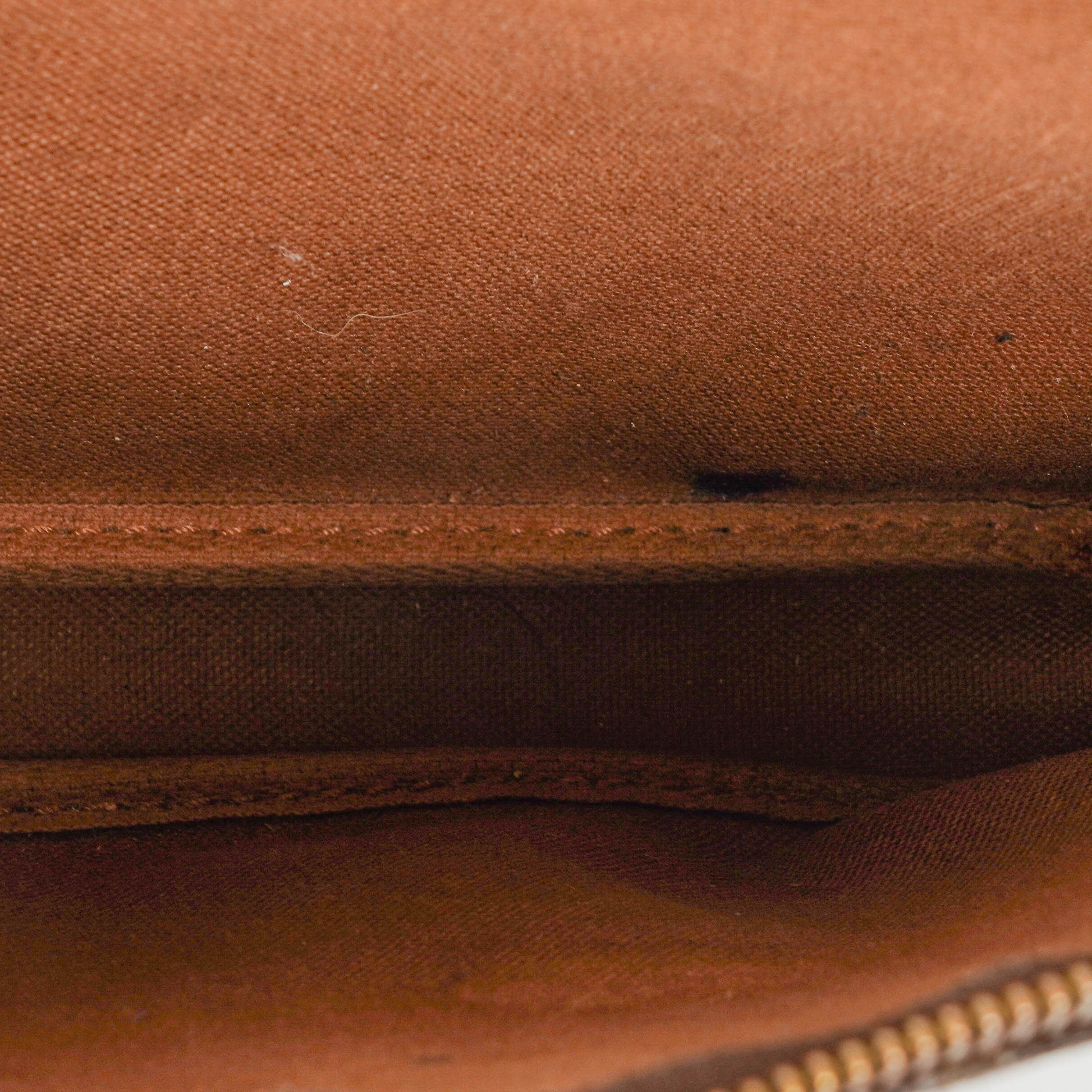 Louis Vuitton Pochette Accessoires Monogram Canvas Clutch-Handtasche