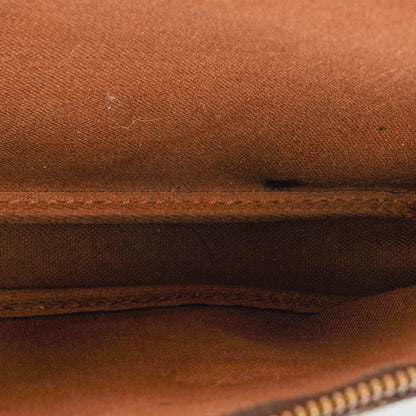 Louis Vuitton Pochette Accessoires Monogram Canvas Clutch-Handtasche
