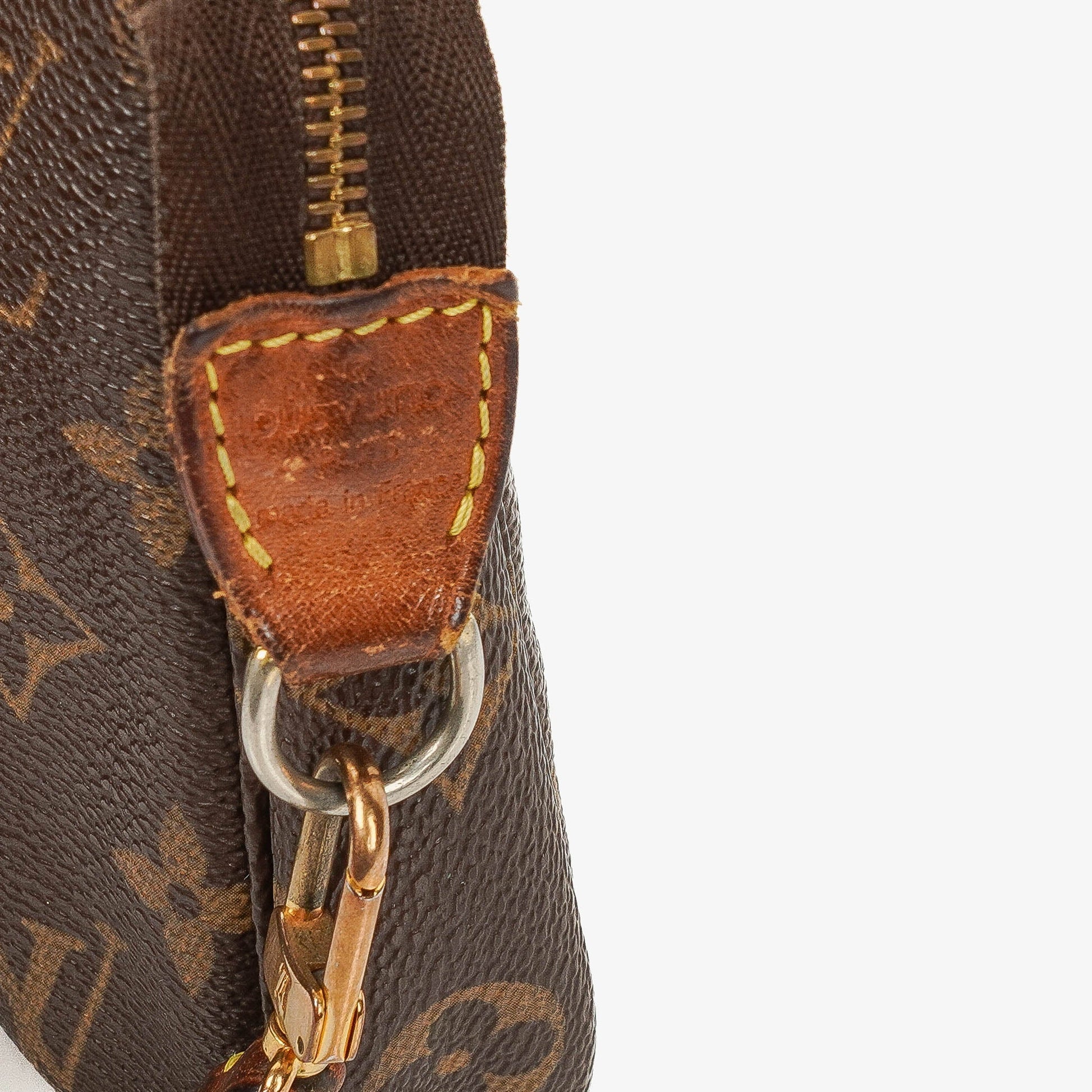 Louis Vuitton Pochette Accessoires Monogram Canvas Clutch-Handtasche