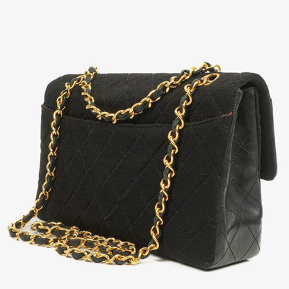 Chanel Medium Classic Vintage Single Flap Tasche aus gestepptem Lammleder und Jersey mit 24K vergoldeter Hardware