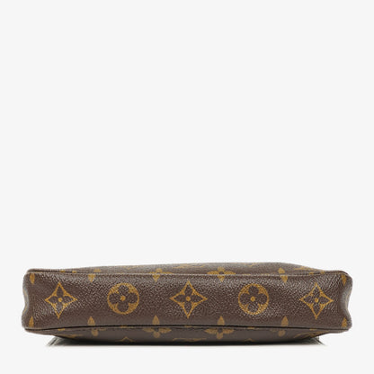 Louis Vuitton Pochette Accessoires Monogram Canvas Clutch