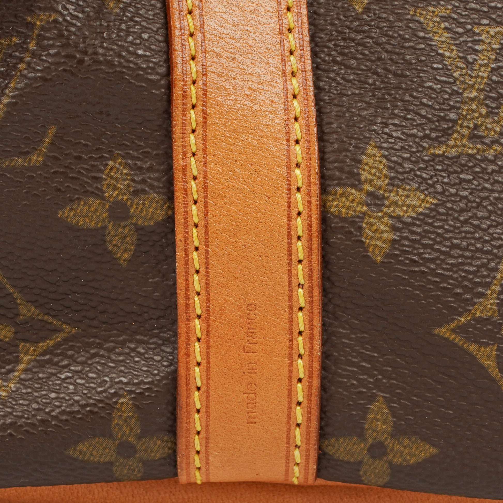 Louis Vuitton Petit Noe Monogram Canvas Schultertasche
