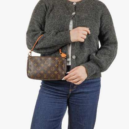 Louis Vuitton Pochette Accessoires Monogram Canvas Clutch