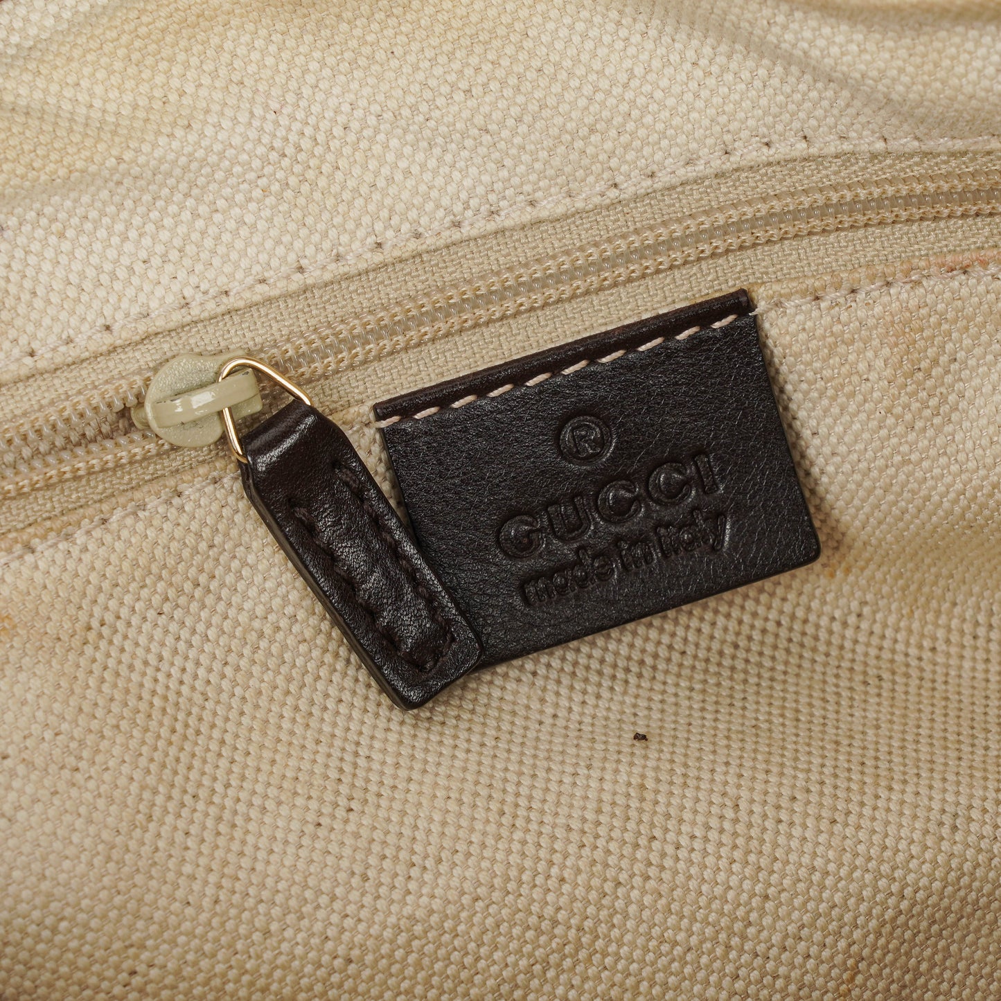 Gucci Suckey Hobo-Tasche aus Guccissima Leder