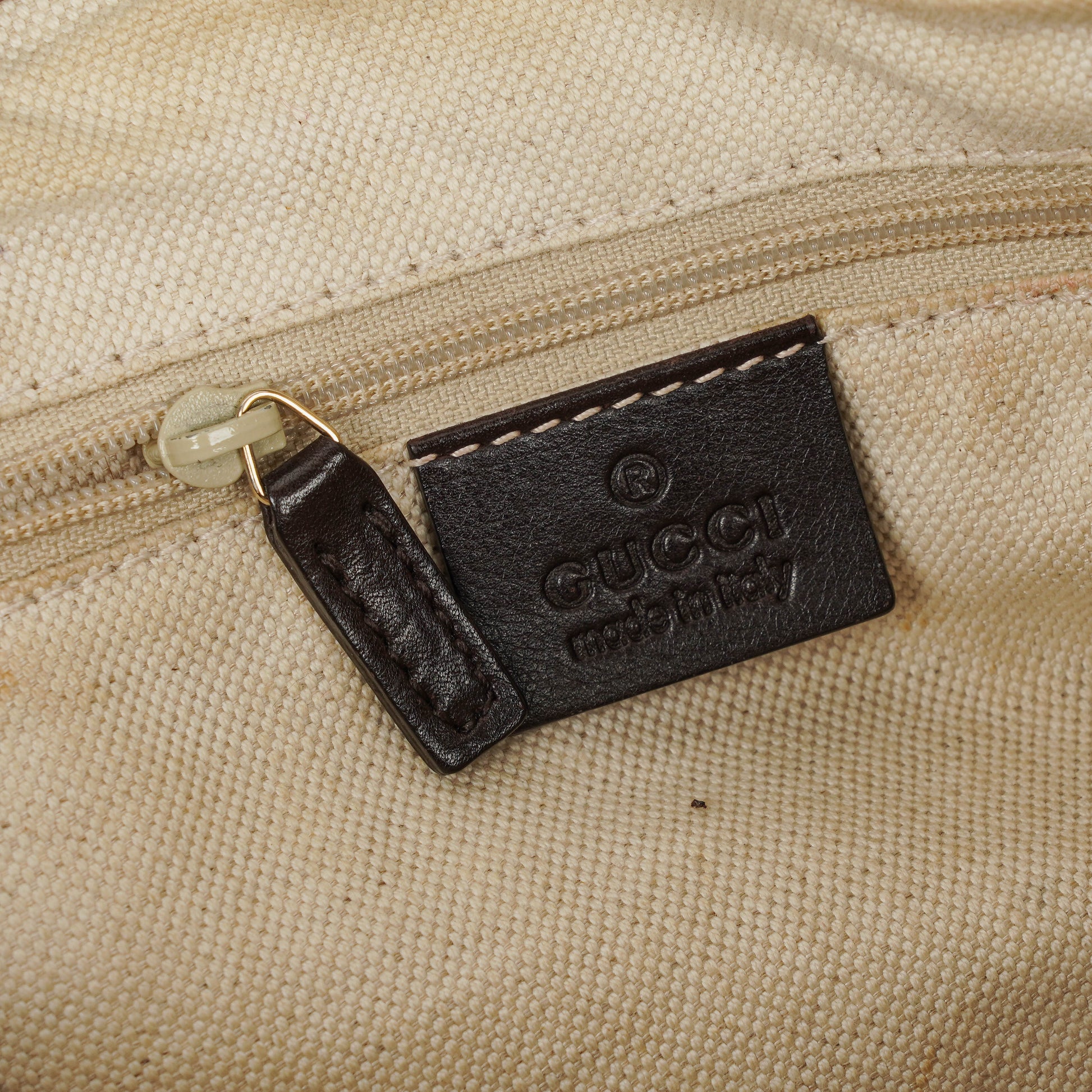 Gucci Suckey Hobo-Tasche aus Guccissima Leder