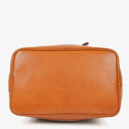CELINE Vintage Macadam Triomphe Beuteltasche mit Kordelzug in Braun