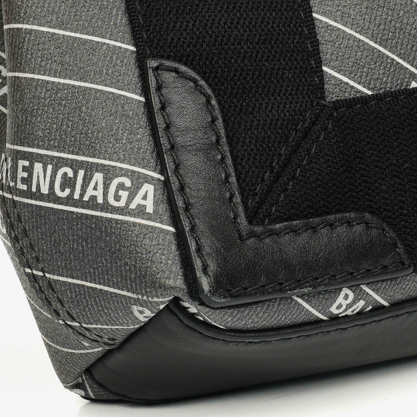 Balenciaga Cabas XS aus Navy Canvas und Kalbsleder mit Logo-Print