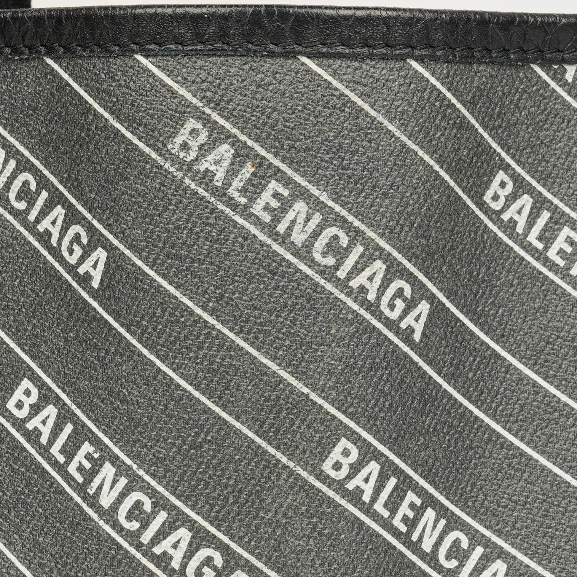 Balenciaga Cabas XS aus Navy Canvas und Kalbsleder mit Logo-Print
