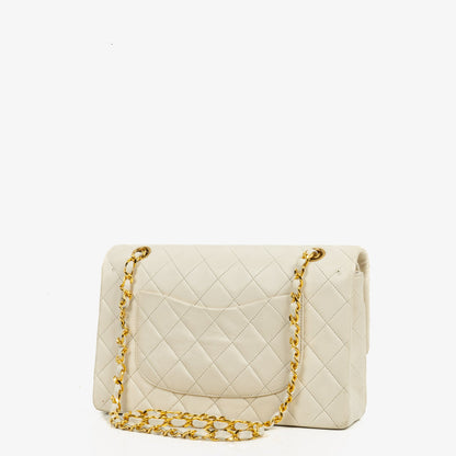 Chanel Medium Classic Vintage Double Flap Tasche aus weißem gestepptem Lammleder mit 24K-vergoldeter Hardware