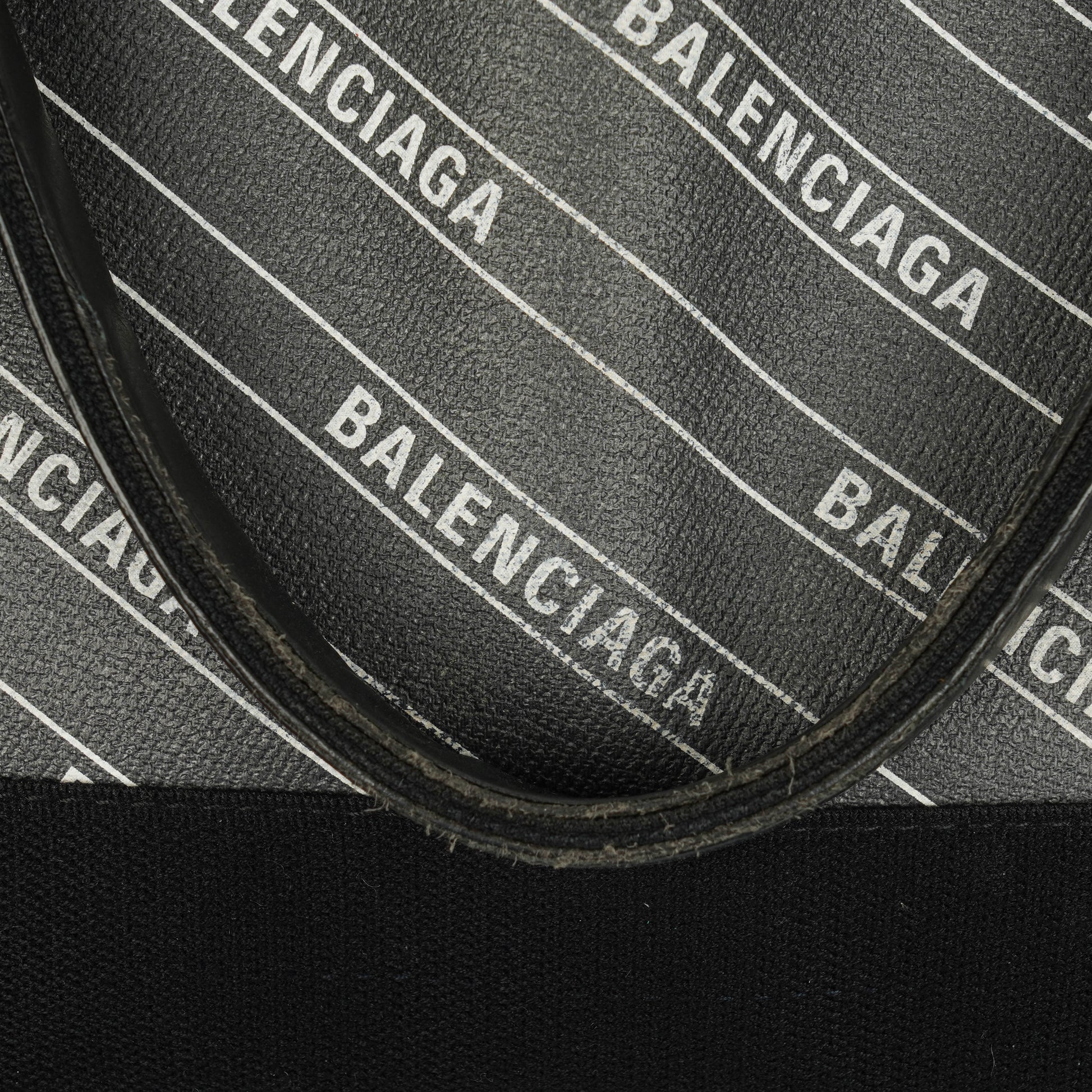 Balenciaga Cabas XS aus Navy Canvas und Kalbsleder mit Logo-Print