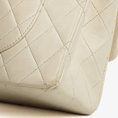 Chanel Medium Classic Vintage Double Flap Tasche aus weißem gestepptem Lammleder mit 24K-vergoldeter Hardware