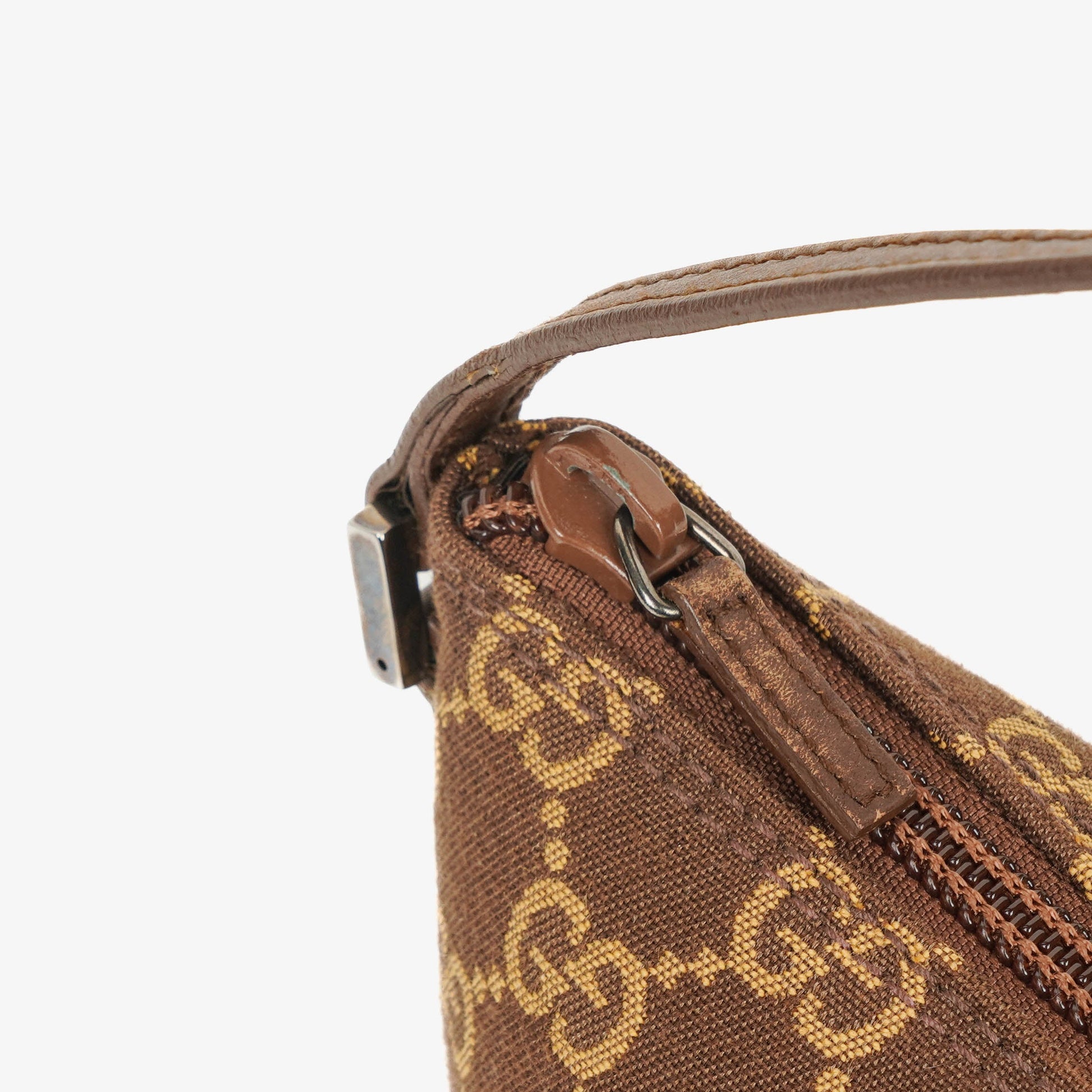 Gucci Mini Baguette Pochette Boat Tasche mit GG Monogram