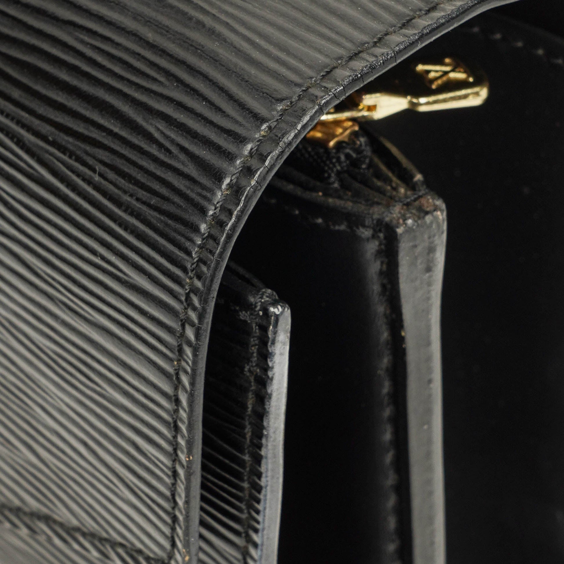 Louis Vuitton Concorde Tasche aus schwarzem Epi Leder