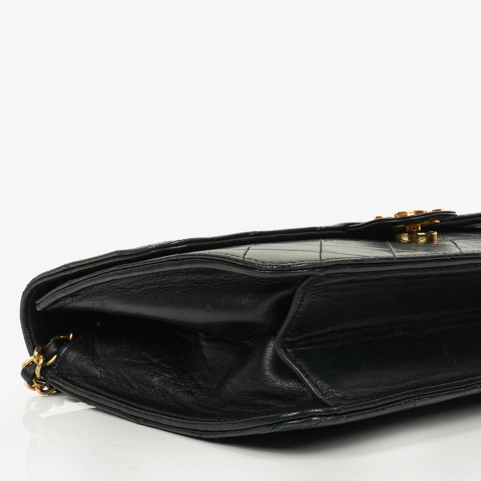 Chanel Classic Single Flap Bag aus schwarzem gestepptem Lammleder mit 24K vergoldeter Hardware