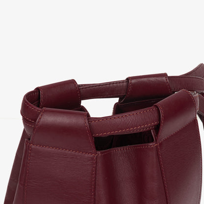 Cartier Must de Cartier kleine Bucket-Tasche aus burgunderrotem Leder