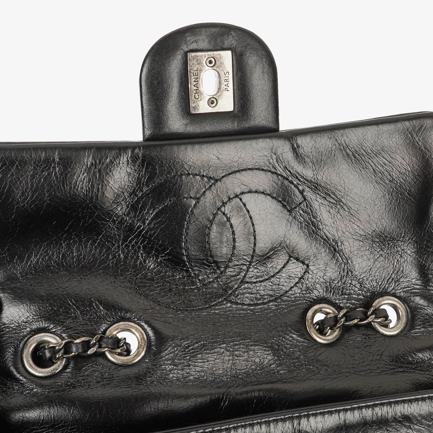 CHANEL Single Flap Bag aus schwarzem gestepptem Leder