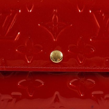 Louis Vuitton Sarah Geldbörse in Rouge Rot aus Monogram Vernis