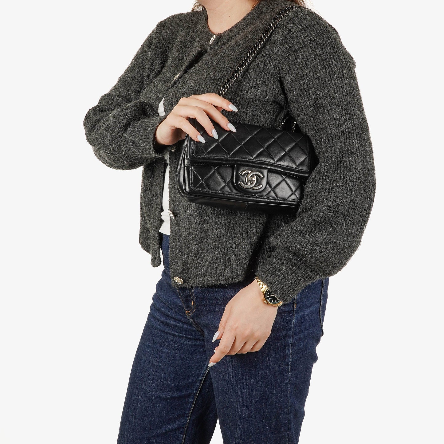 CHANEL Single Flap Bag aus schwarzem gestepptem Leder