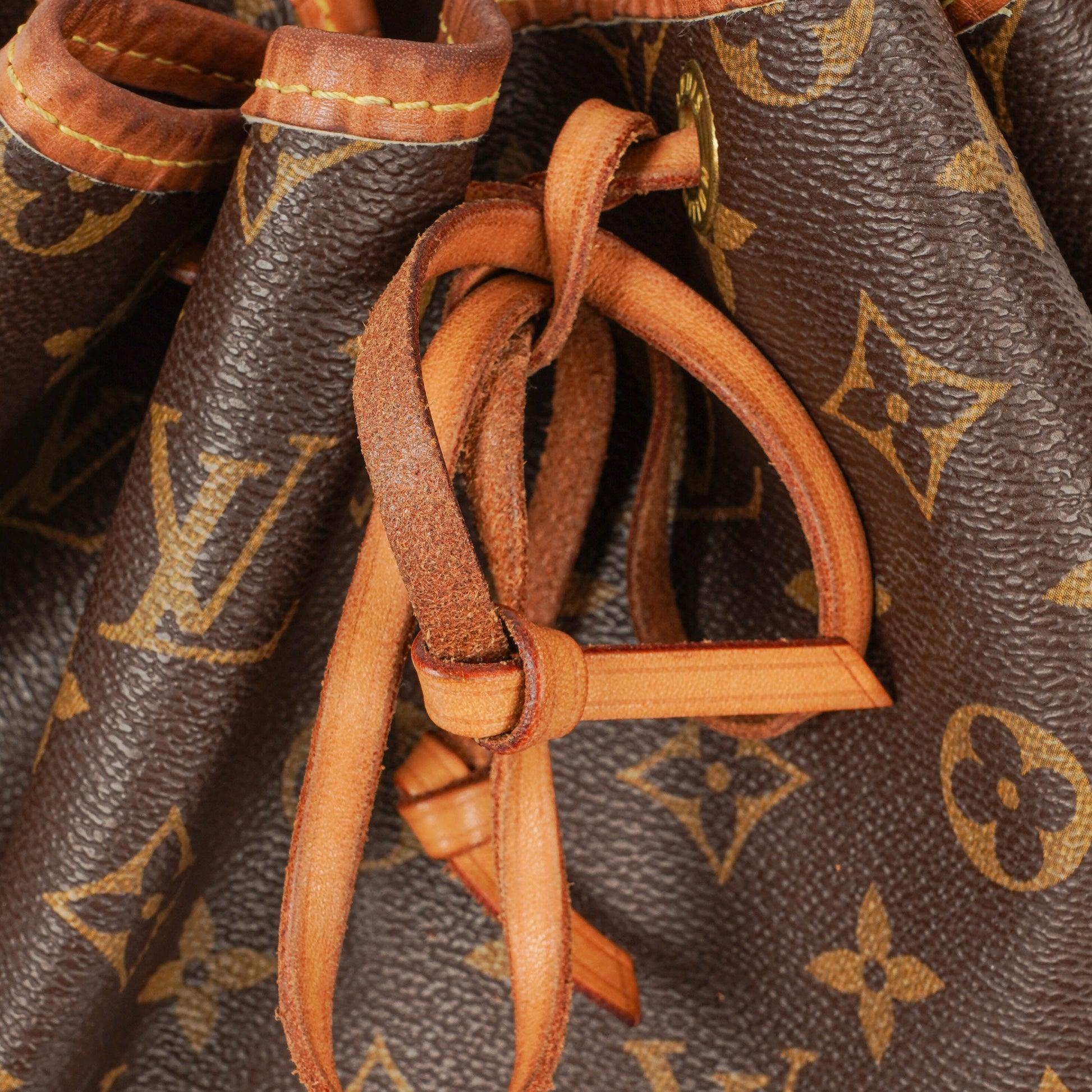 Louis Vuitton Noe Grande GM Schultertasche aus Monogram Canvas