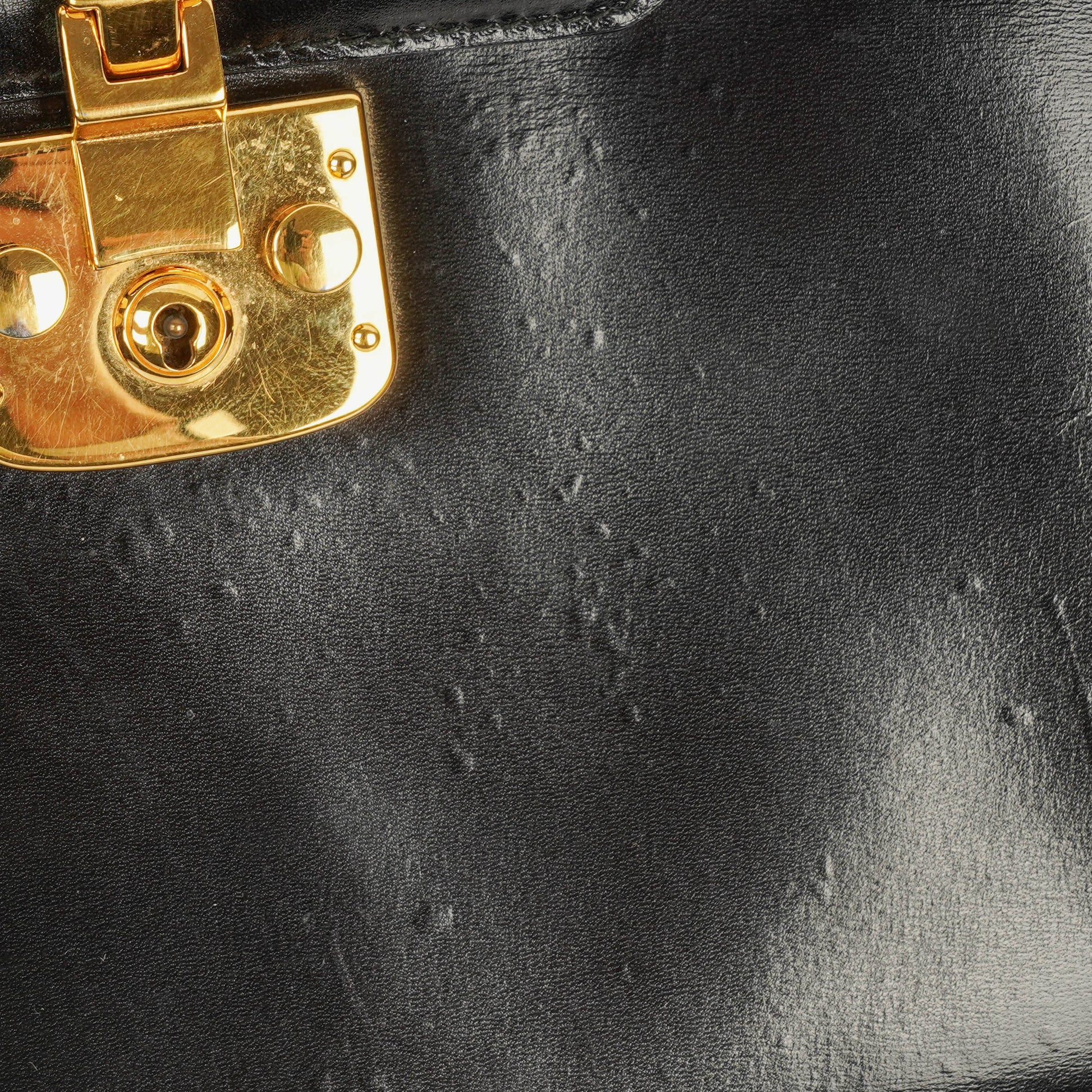 Gucci Vintage Lady Lock Tasche aus glänzendem schwarzem Leder