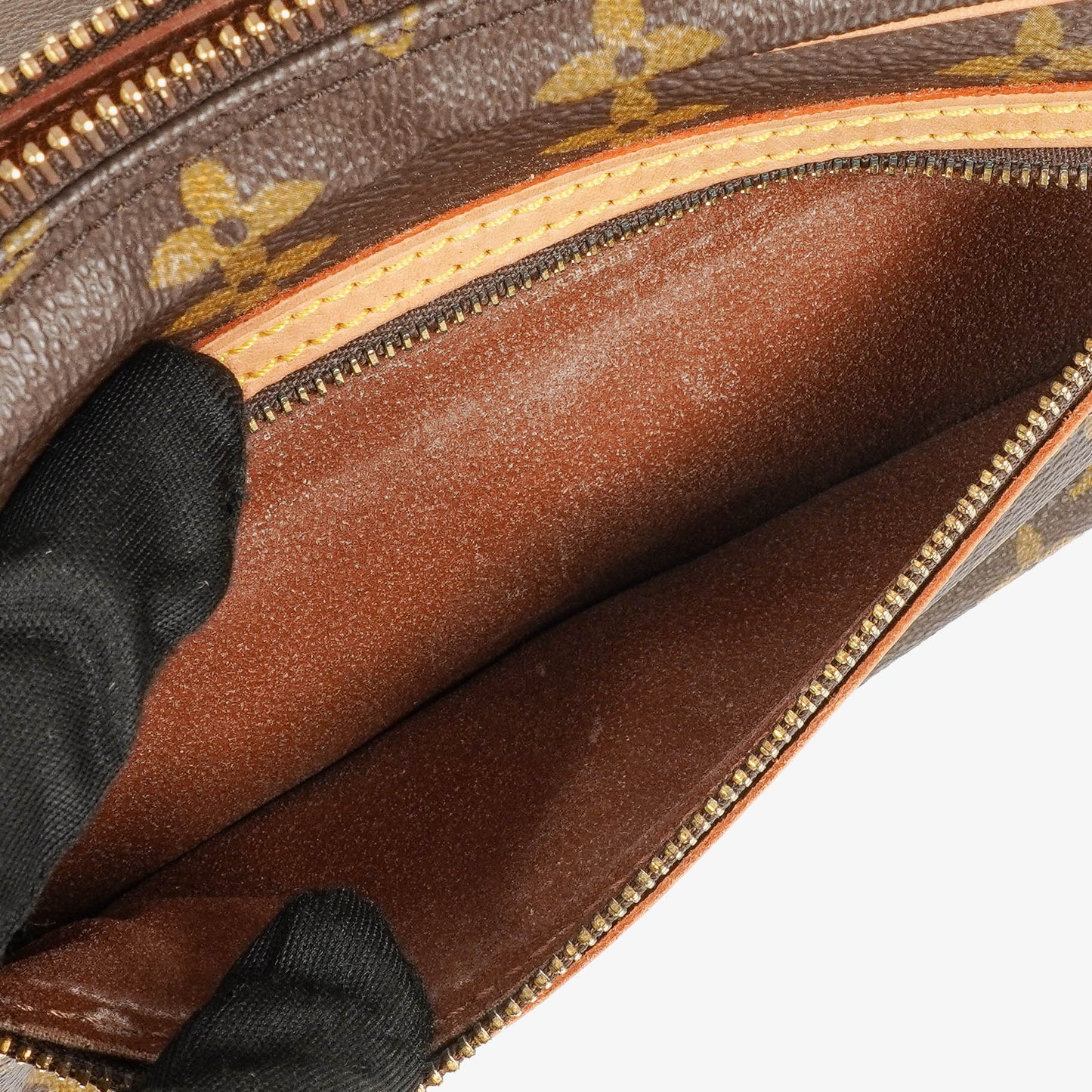 Louis Vuitton Saint Germain Crossbody-Tasche aus Monogram Canvas