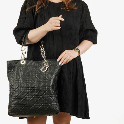 Christian Dior Soft Shopping Tote aus schwarzem Leder