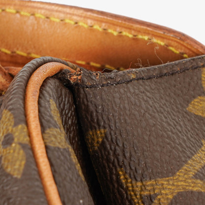 Louis Vuitton Saint Germain Crossbody-Tasche aus Monogram Canvas