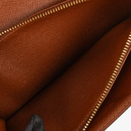 Louis Vuitton Sarah Geldbörse aus Monogram Canvas