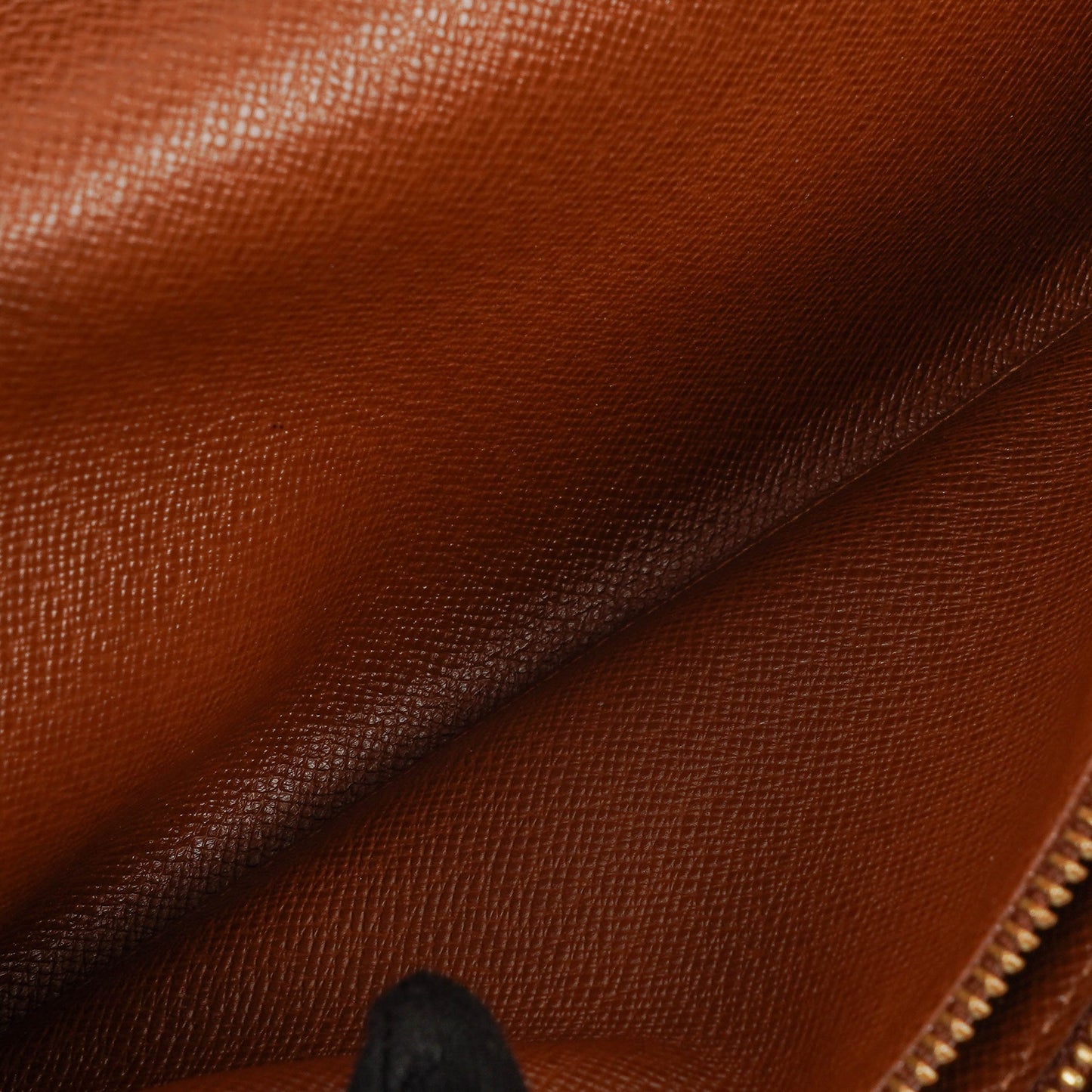 Louis Vuitton Sarah Geldbörse aus Monogram Canvas