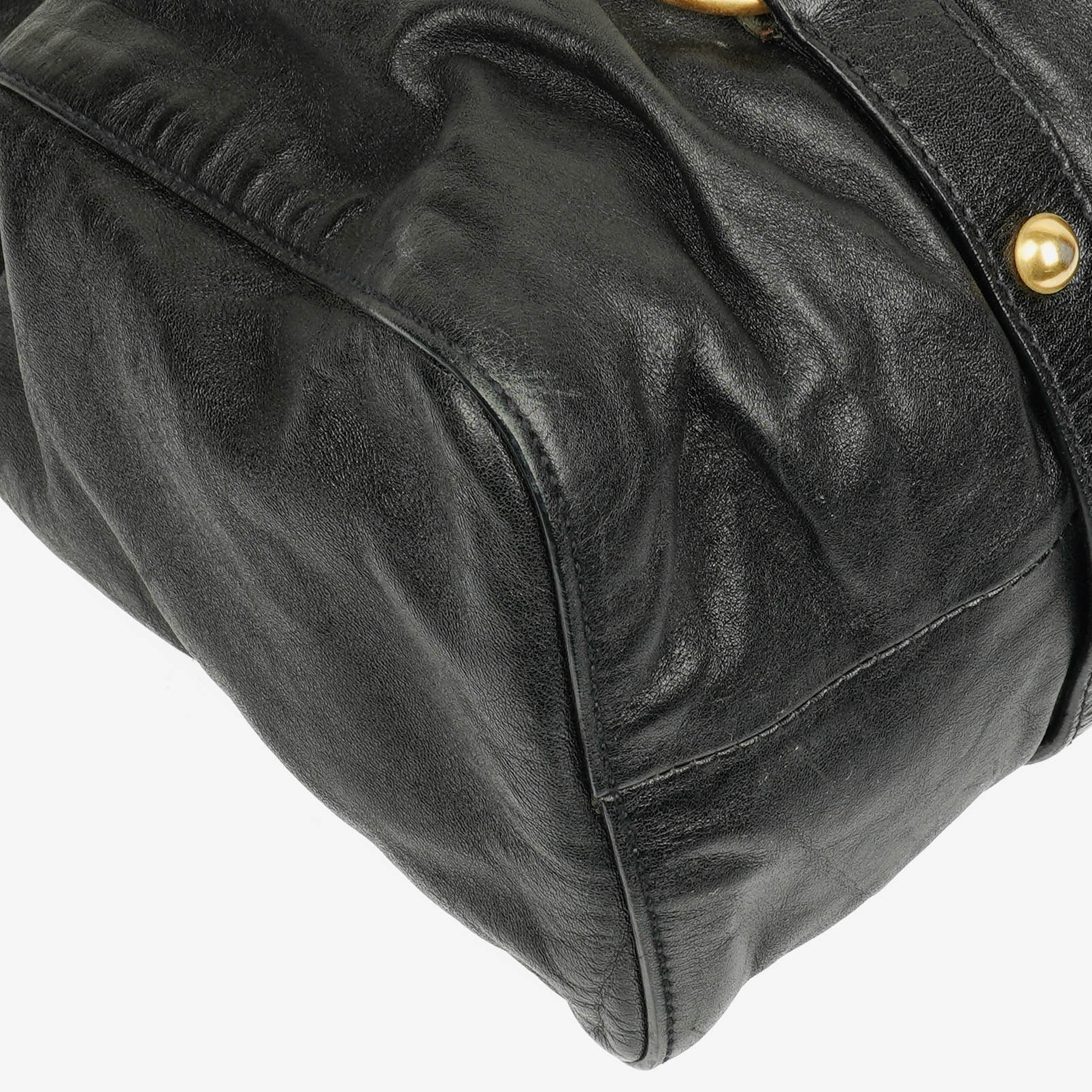 Miu Miu Vitello Satchel Tasche in Schwarz
