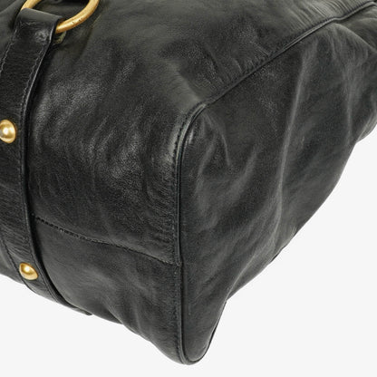 Miu Miu Vitello Satchel Tasche in Schwarz