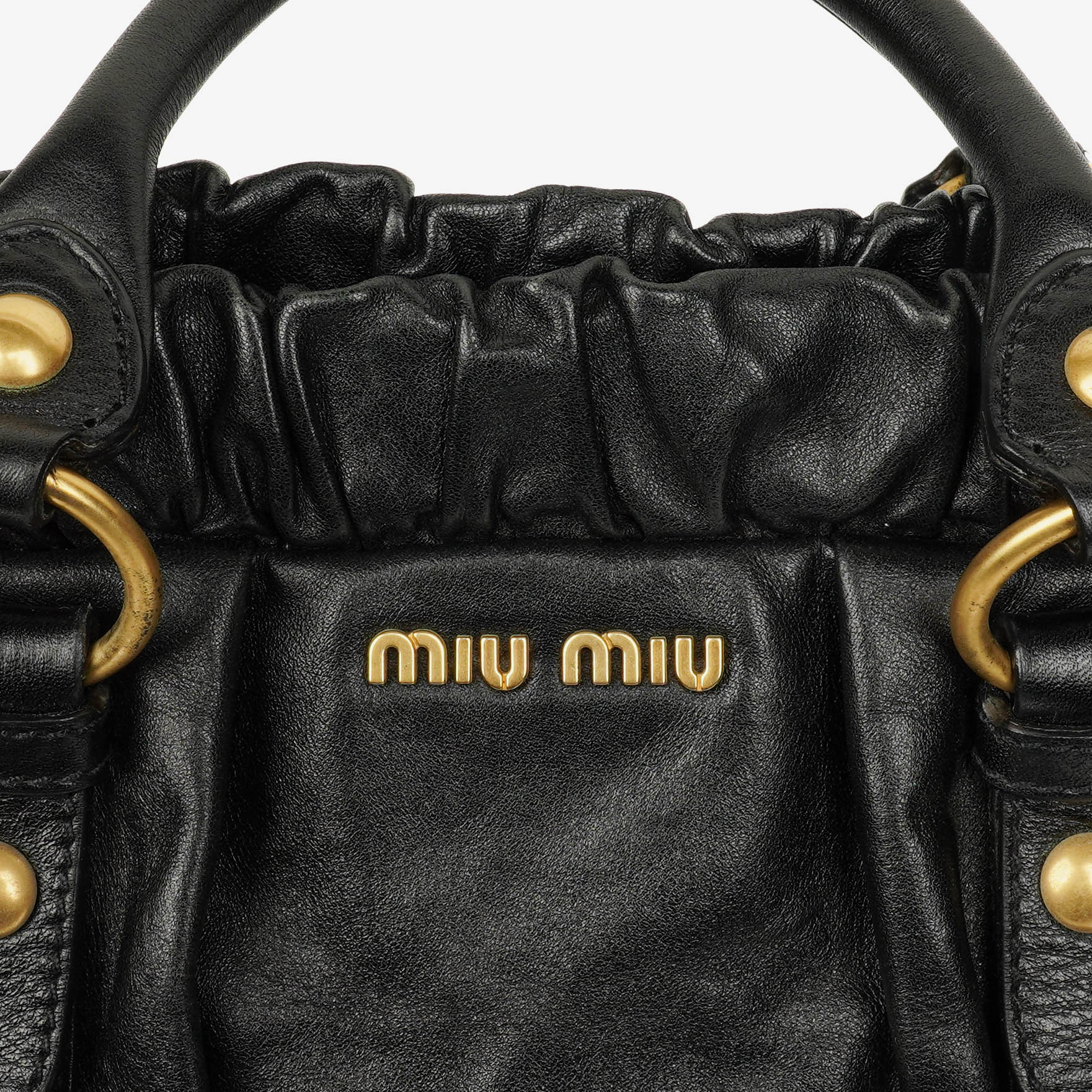 Miu Miu Vitello Satchel Tasche in Schwarz