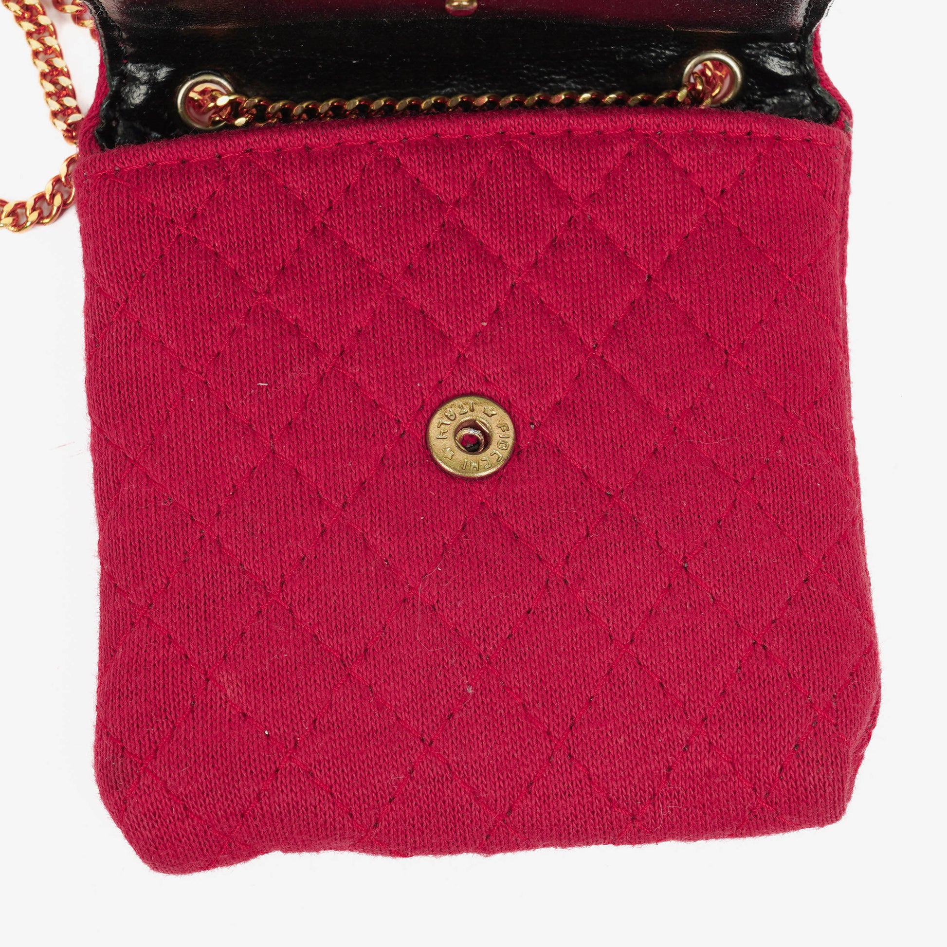 CHANEL Micro Flap Bag aus rotem gestepptem Jersey