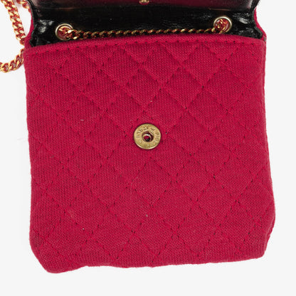 CHANEL Micro Flap Bag aus rotem gestepptem Jersey