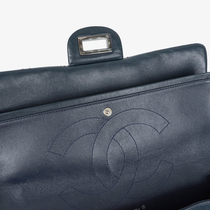 CHANEL 2.55 Reissue Double Flap aus Lackleder mit Ruthenium-Hardware