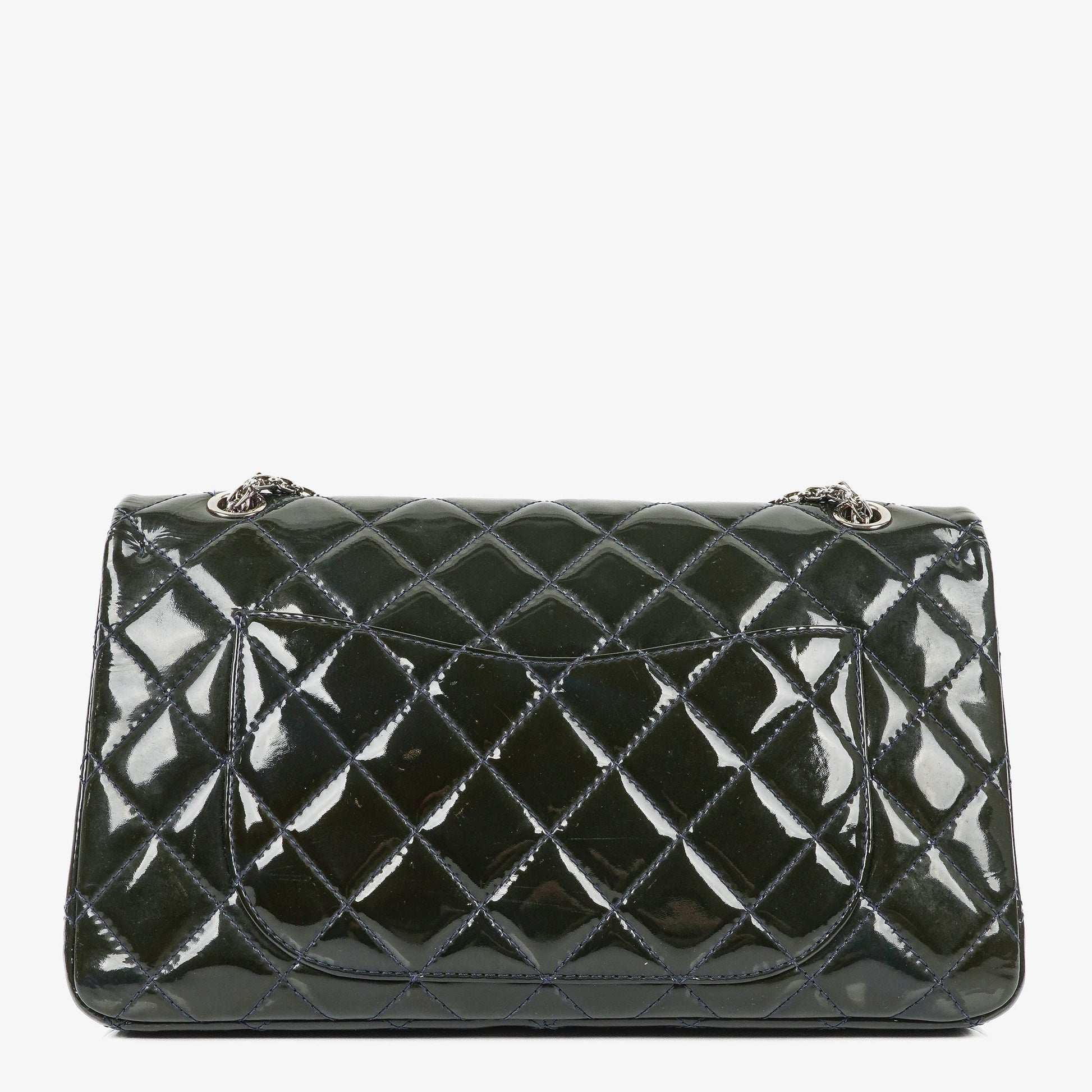 CHANEL 2.55 Reissue Double Flap aus Lackleder mit Ruthenium-Hardware