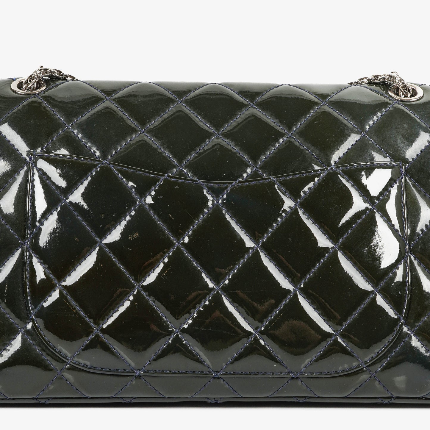 CHANEL 2.55 Reissue Double Flap aus Lackleder mit Ruthenium-Hardware