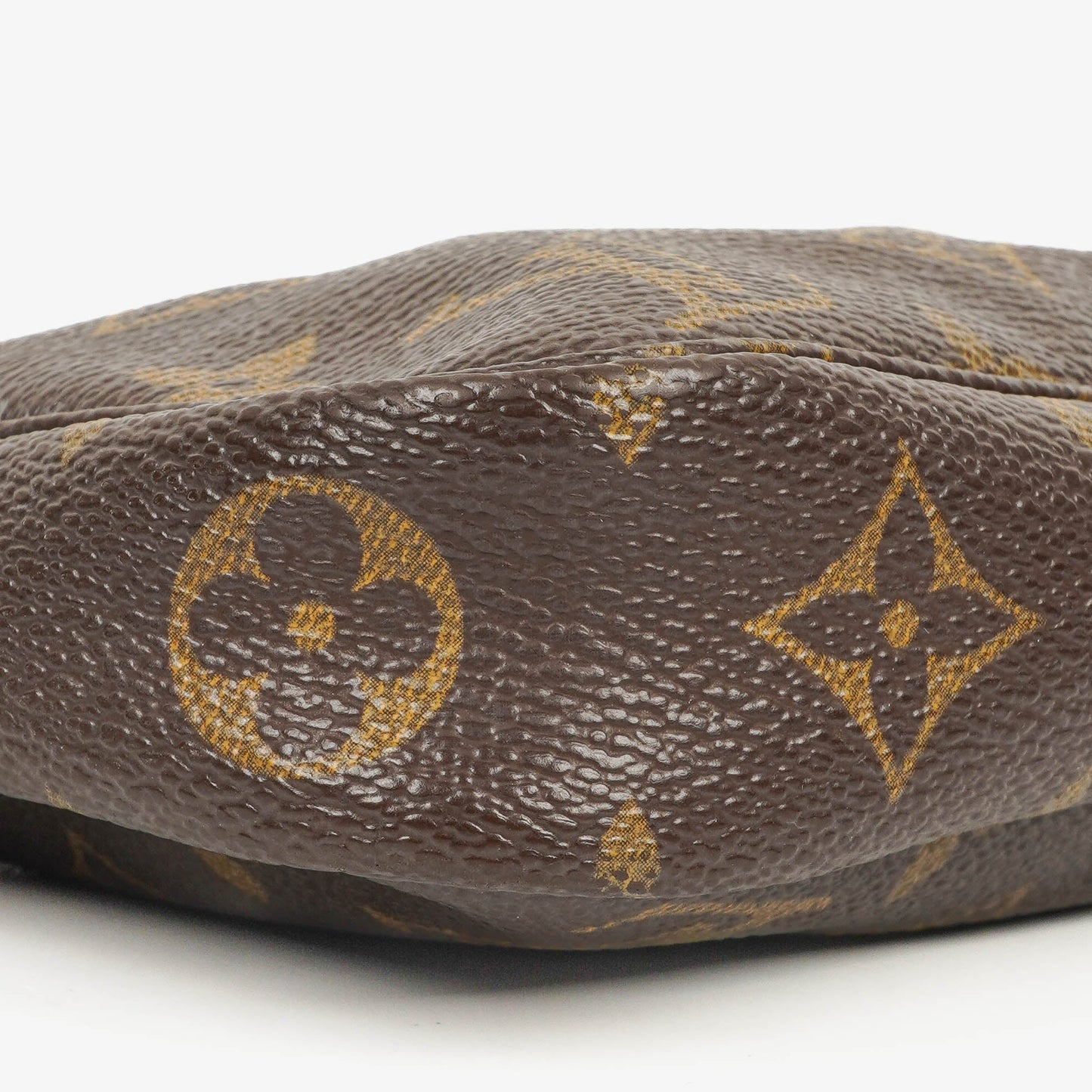 Louis Vuitton Pochette Accessoires Clutch aus Monogram Canvas