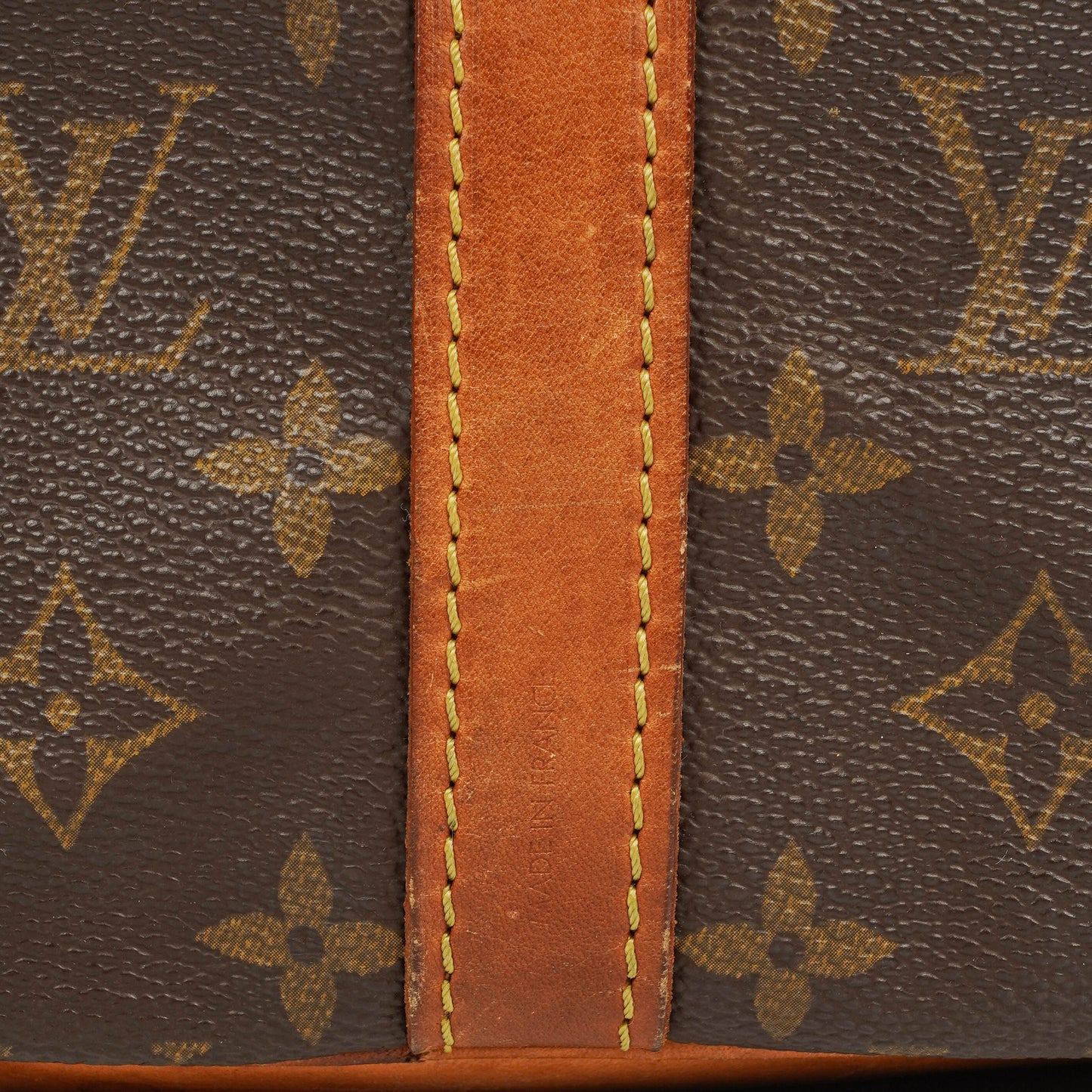 Louis Vuitton Petit Noe Schultertasche aus Monogram Canvas