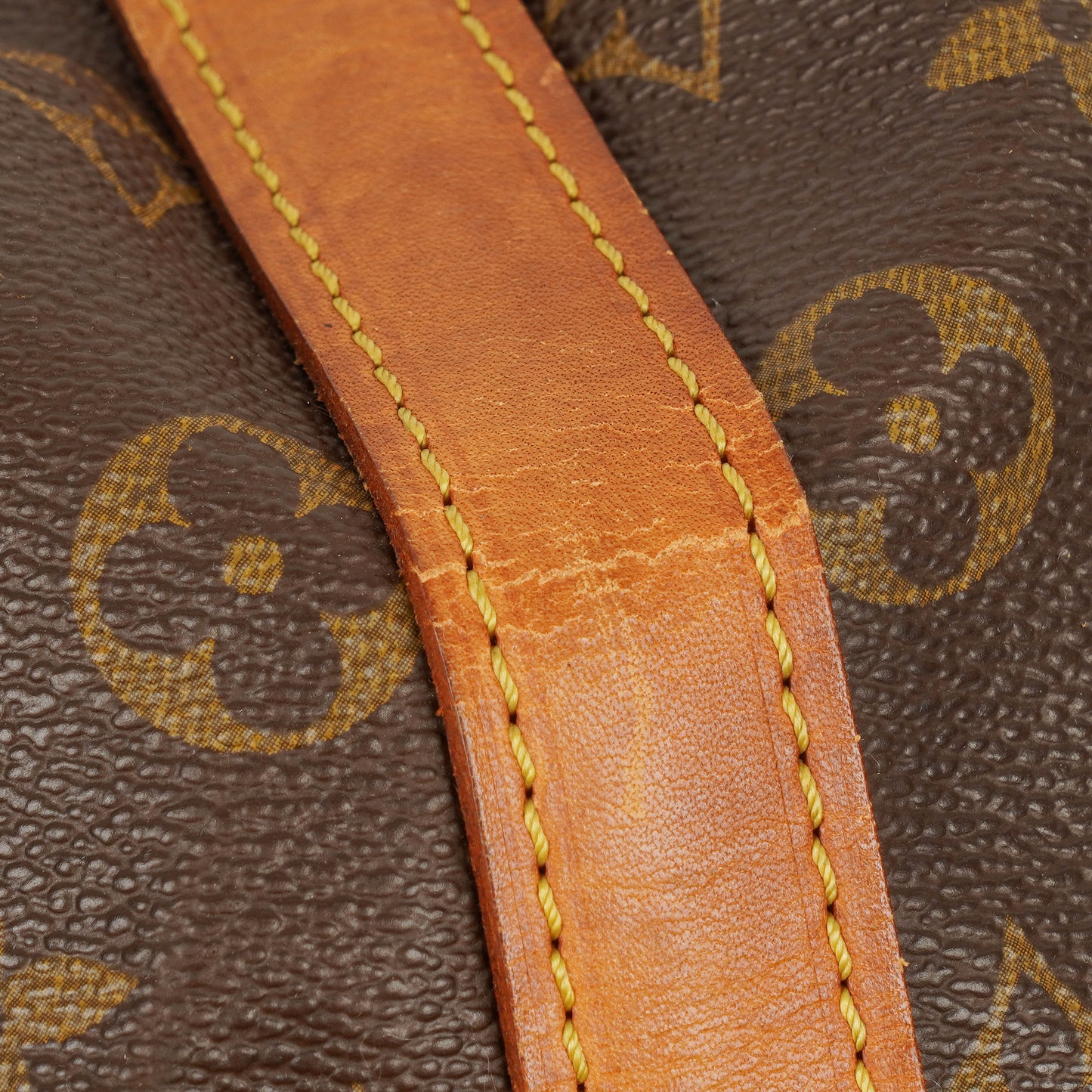 Louis Vuitton Petit Noe Schultertasche aus Monogram Canvas