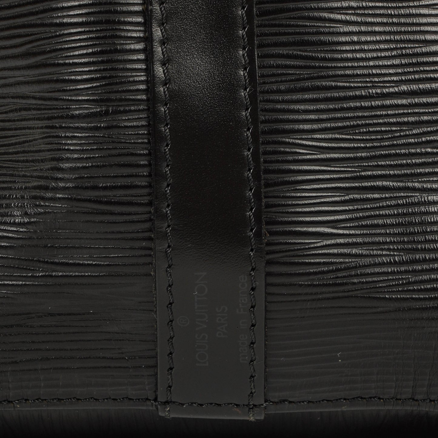 Louis Vuitton Petit Noe Schultertasche aus schwarzem Epi Leder