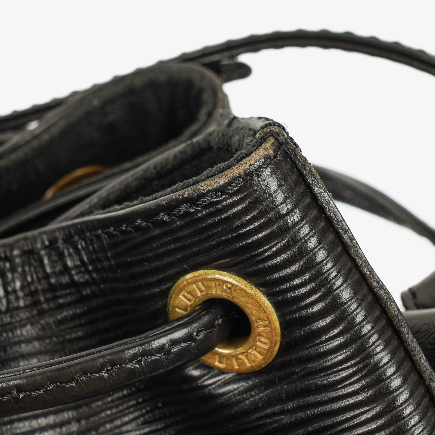 Louis Vuitton Petit Noe Schultertasche aus schwarzem Epi Leder