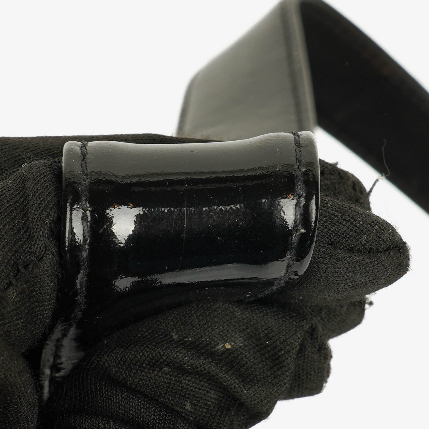 Chanel Top-Handle-Klappentasche aus schwarzem gestepptem Lackleder mit 24K vergoldeter Hardware