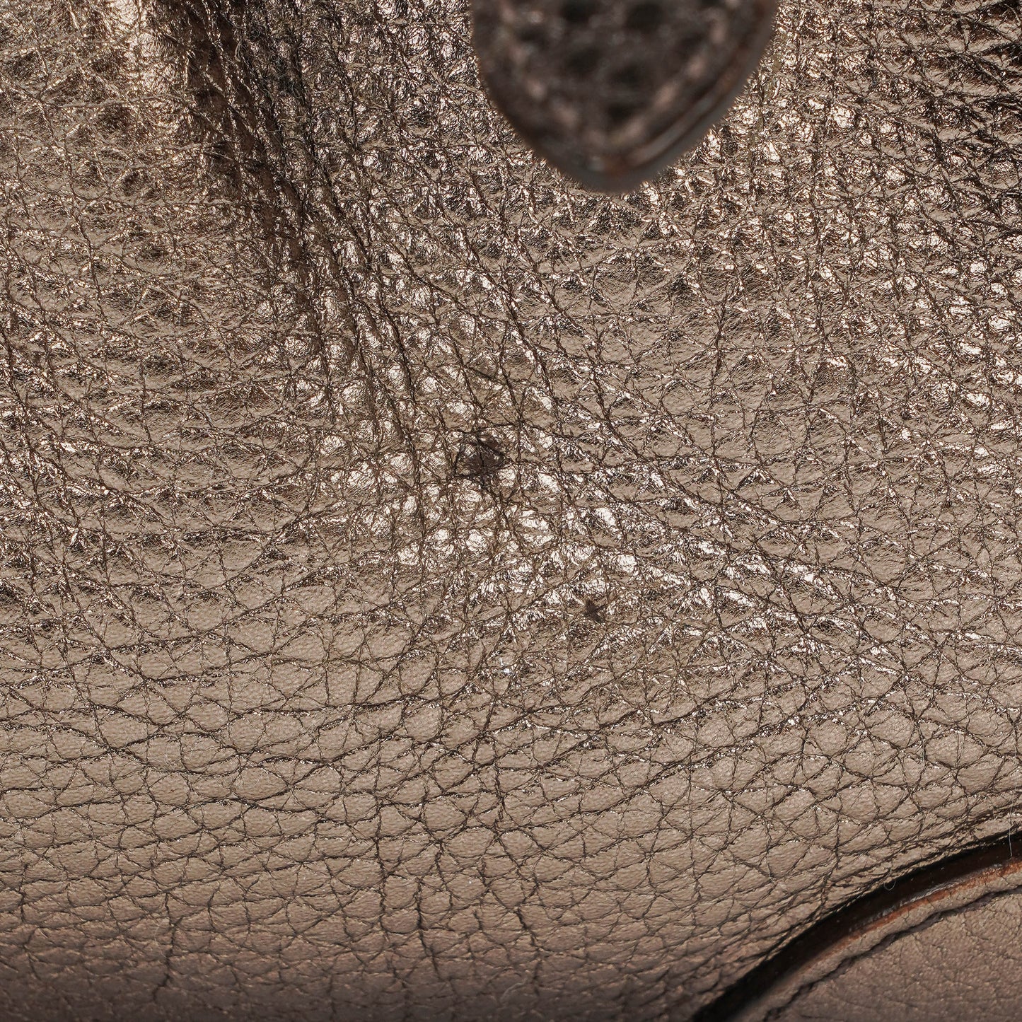 Prada Vitello Daino Antik Piombo Handtasche