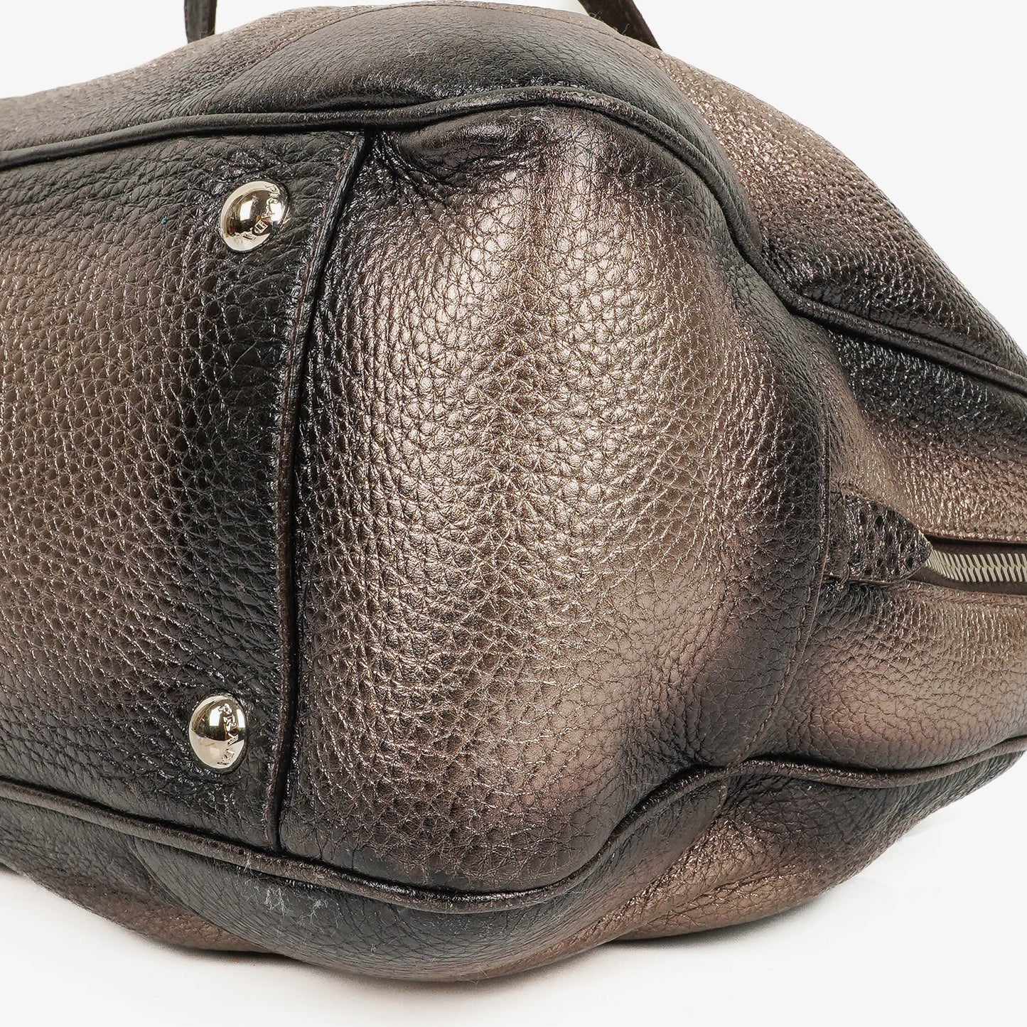Prada Vitello Daino Antik Piombo Handtasche