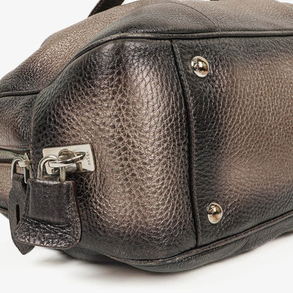 Prada Vitello Daino Antik Piombo Handtasche