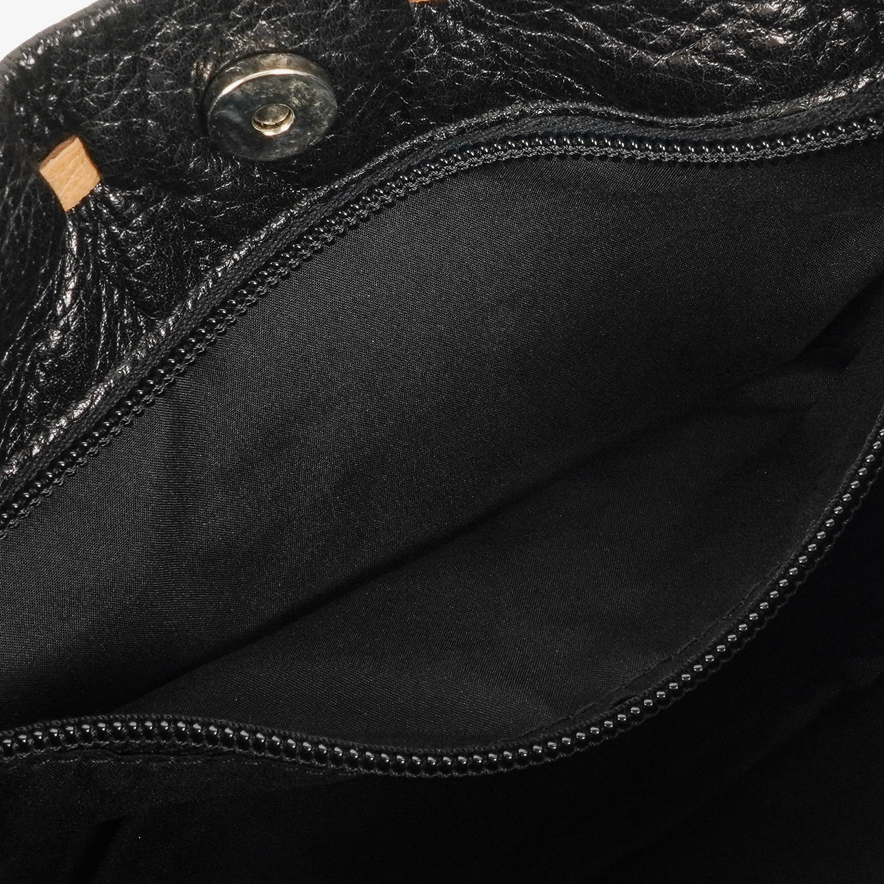 Miu Miu Shine schwarze Handtasche