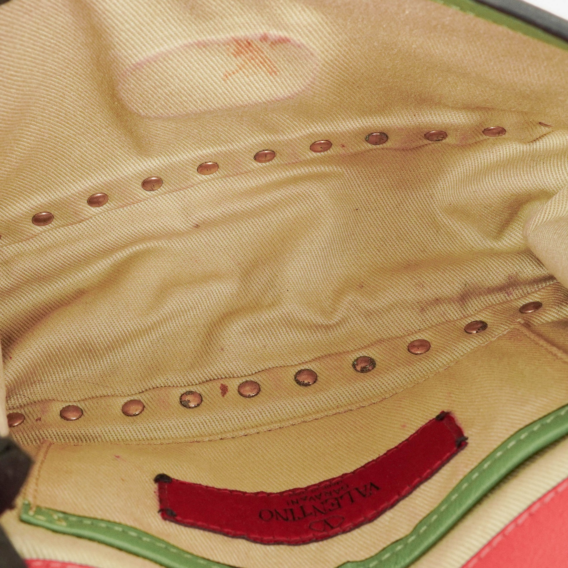 Valentino Garavani Rockstud Flip-Lock Klappentasche aus dreifarbigem Leder