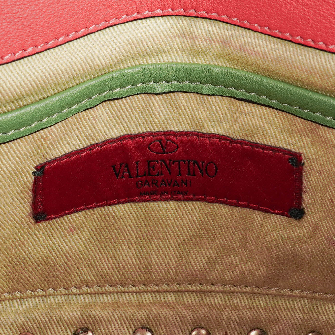 Valentino Garavani Rockstud Flip-Lock Klappentasche aus dreifarbigem Leder