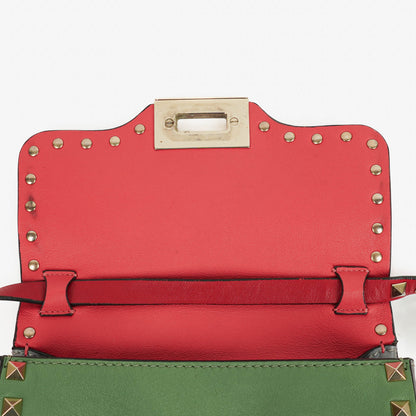Valentino Garavani Rockstud Flip-Lock Klappentasche aus dreifarbigem Leder